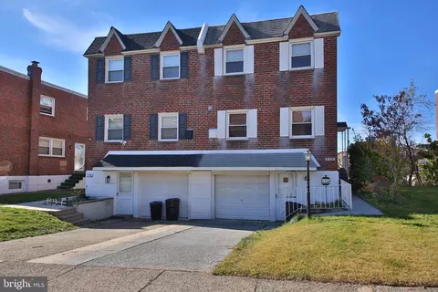 728 Kentwood St, Philadelphia, PA 19116