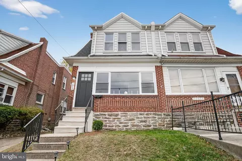 1810 Stanwood St, Philadelphia, PA 19152