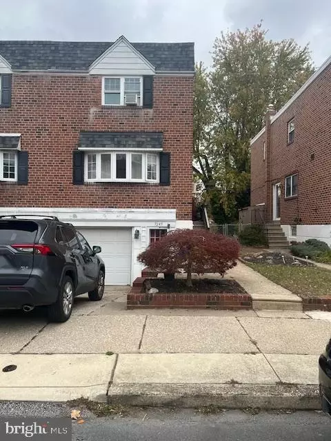 7245 Shalkop St, Philadelphia, PA 19128