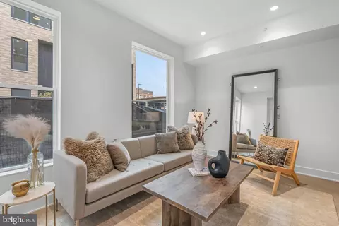 635 N 7th St #H3A, Philadelphia, PA 19123