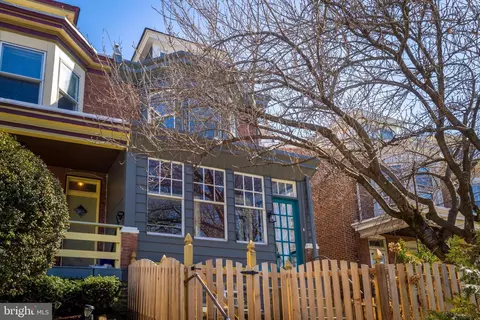 329 Lyceum Ave, Philadelphia, PA 19128