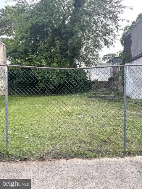 6726 Bass St, Philadelphia, PA 19119