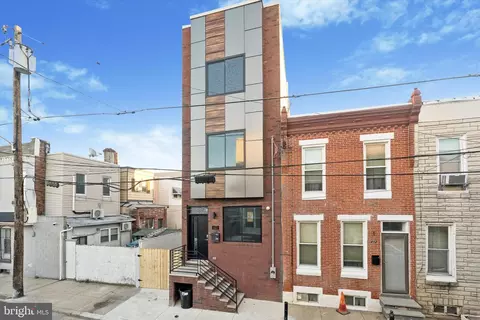 408-410 Cantrell St, Philadelphia, PA 19148
