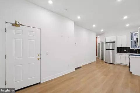 1325 Kerbaugh St, Philadelphia, PA 19140