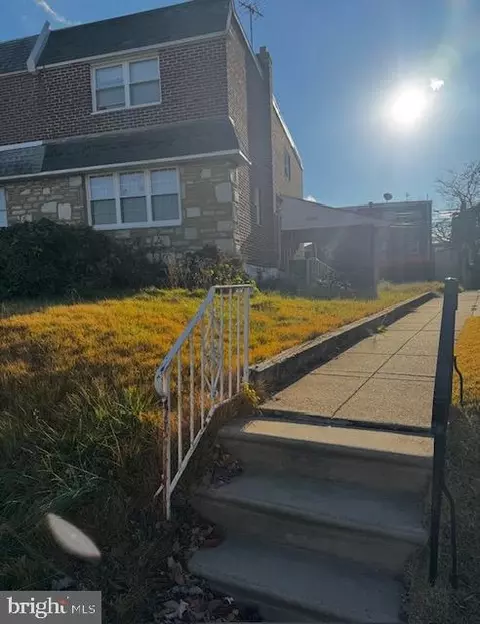 3008 Vista St, Philadelphia, PA 19152