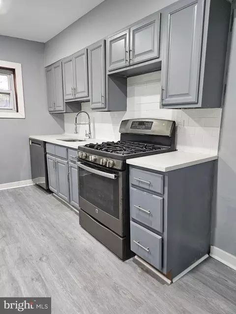 2133 S 57th St, Philadelphia, PA 19143
