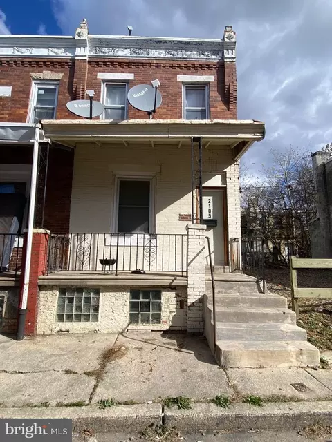 2105 S Gould St, Philadelphia, PA 19142