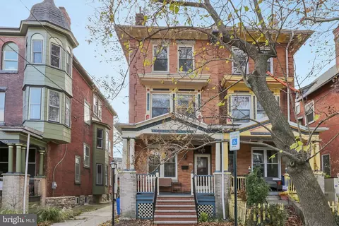 812 S Saint Bernard St, Philadelphia, PA 19143