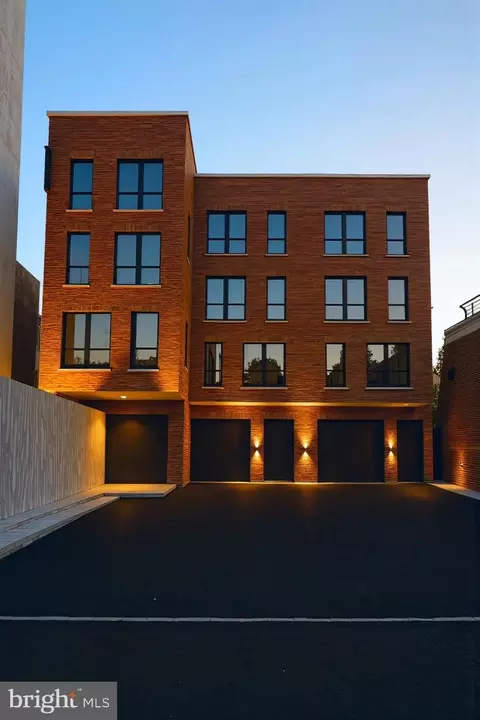 331 Reed St, Philadelphia, PA 19147