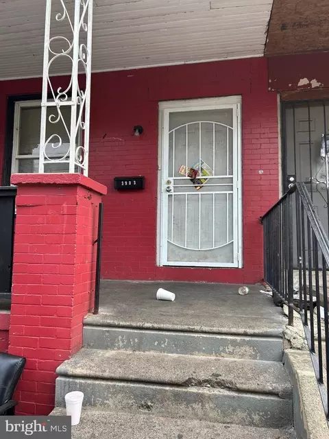 3903 N Franklin St, Philadelphia, PA 19140