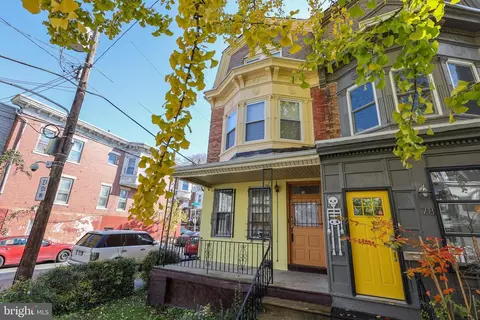 76 W Sharpnack St, Philadelphia, PA 19119