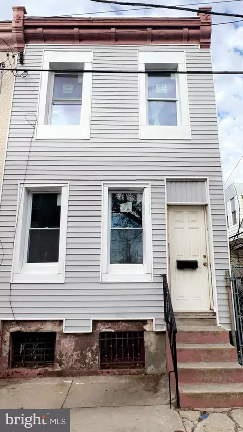1211 Firth St, Philadelphia, PA 19133