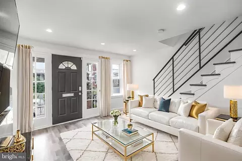 7734 Temple Rd, Philadelphia, PA 19150