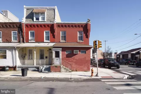 701 N 42nd St, Philadelphia, PA 19104