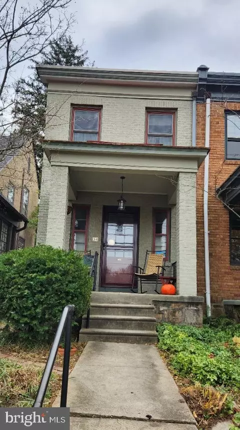 34 W Evergreen Ave, Philadelphia, PA 19118