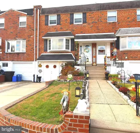 12631 Richton Rd, Philadelphia, PA 19154