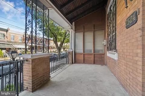2324 W Hagert St, Philadelphia, PA 19132