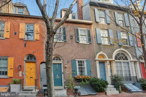 323 S Camac St, Philadelphia, PA 19107