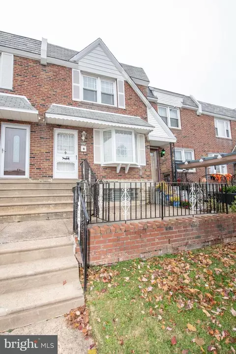 6258 Cottage St, Philadelphia, PA 19135