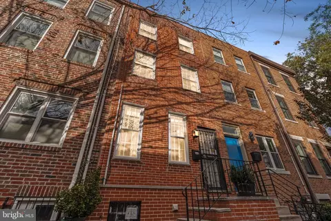607 Catharine St, Philadelphia, PA 19147