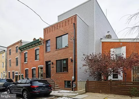 1125 Crease St, Philadelphia, PA 19125