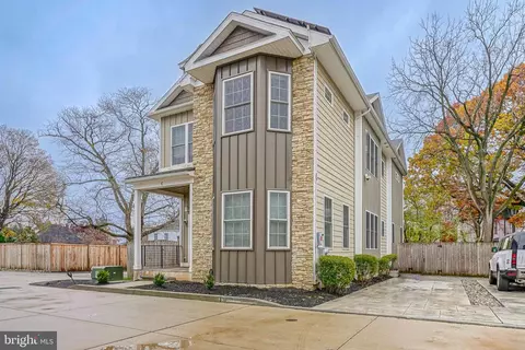 538 Leverington Ave #C, Philadelphia, PA 19128