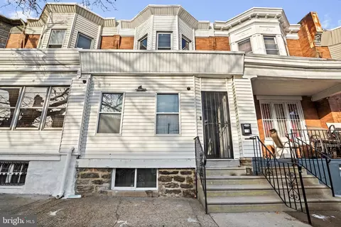 425 W Rockland St, Philadelphia, PA 19120