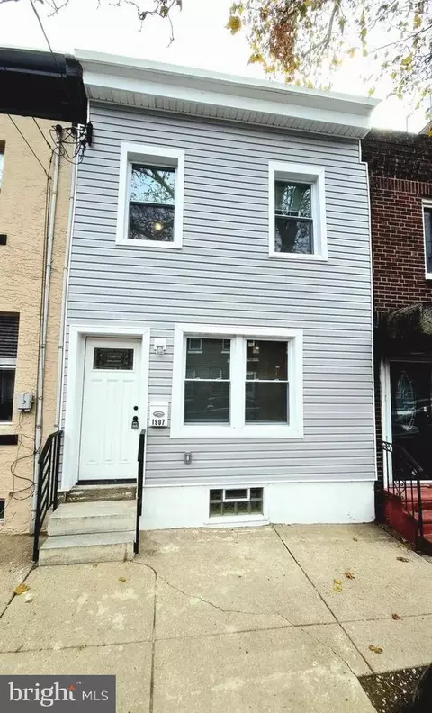 1907 N Hancock St, Philadelphia, PA 19122