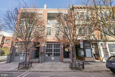 739 Bainbridge St, Philadelphia, PA 19147