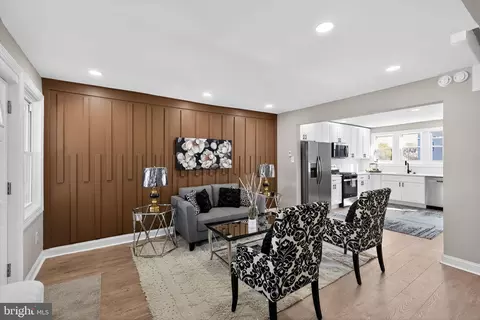 58 E Montana St, Philadelphia, PA 19119