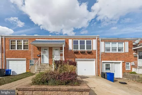 10852 Rayland Rd, Philadelphia, PA 19154