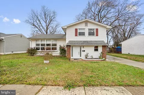 8912 Turton Dr, Philadelphia, PA 19115
