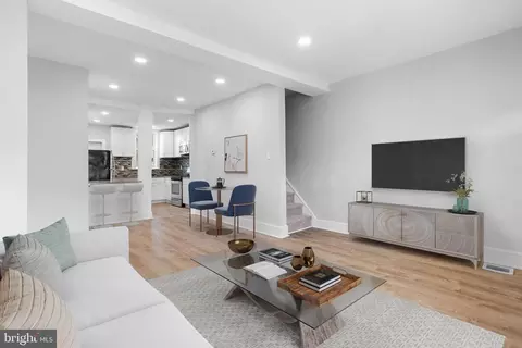 6247 N Woodstock St, Philadelphia, PA 19138