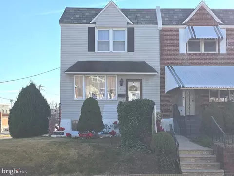 8151 Leon St, Philadelphia, PA 19136