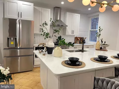 5342 N Broad St, Philadelphia, PA 19141