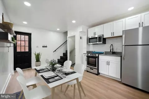 107 W To 115 W Thompson St, Philadelphia, PA 19122