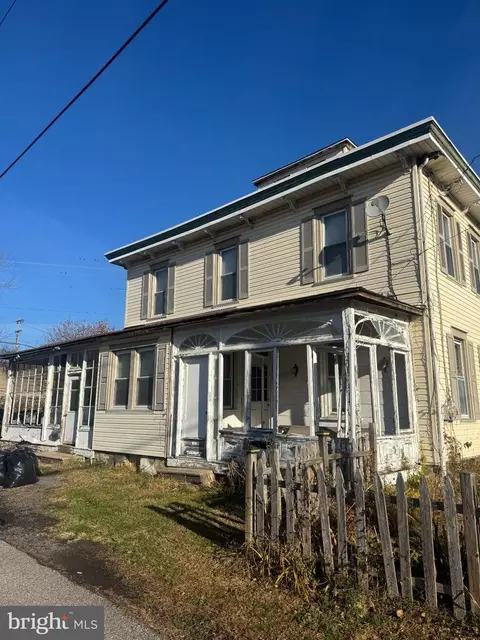 601 Maple Ave, Philadelphia, PA 19116