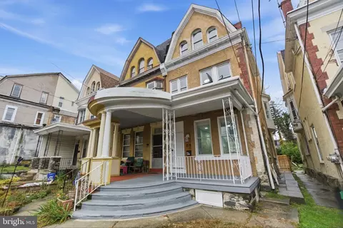 216 W Penn St, Philadelphia, PA 19144