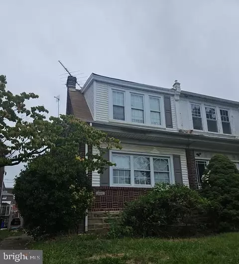 2305 Rhawn St, Philadelphia, PA 19152