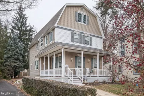 8110 Elberon Ave, Philadelphia, PA 19111
