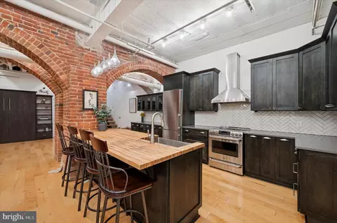 102 22 Church St #101, Philadelphia, PA 19106