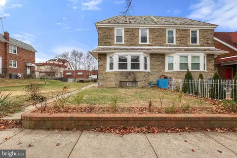 1064 Allengrove St, Philadelphia, PA 19124