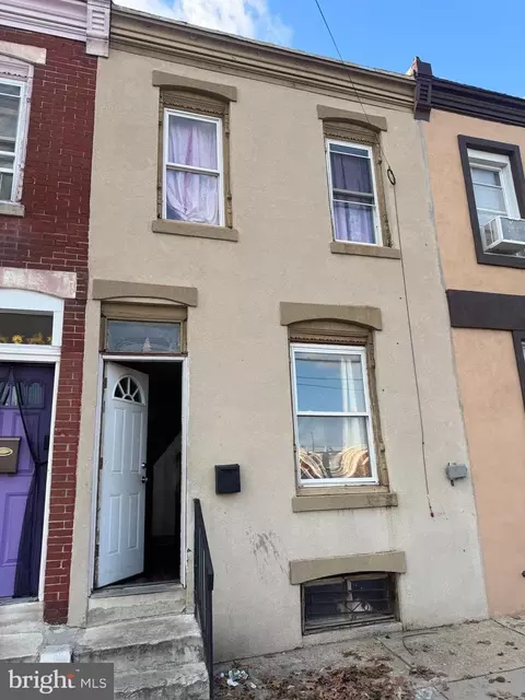 2808 N Leithgow St, Philadelphia, PA 19133