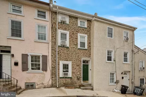 191 Maiden St, Philadelphia, PA 19127