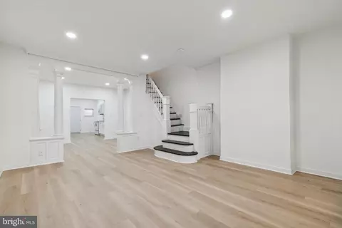 5803 W Thompson St, Philadelphia, PA 19131