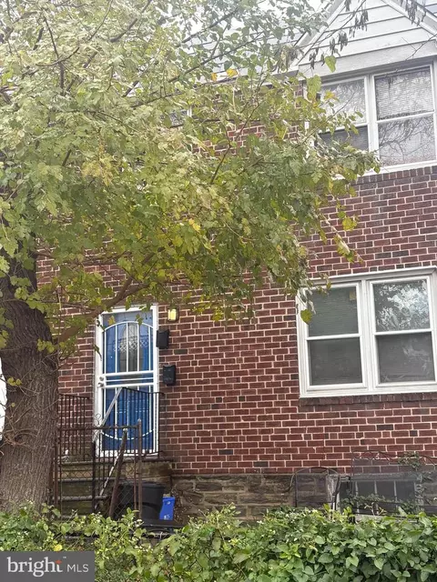 5901 N Hutchinson St, Philadelphia, PA 19141