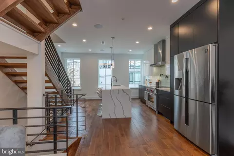 1111 E Dunton St, Philadelphia, PA 19123