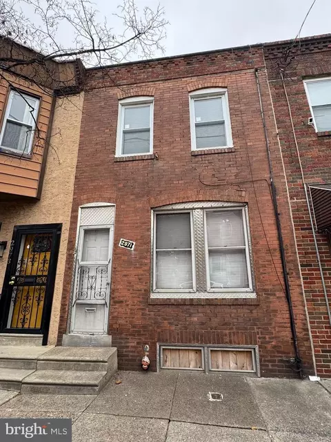 2971 E Thompson St, Philadelphia, PA 19134