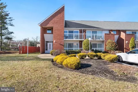 9945 49 Norwalk Rd #15A, Philadelphia, PA 19115