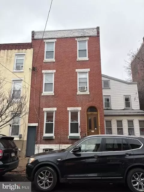 1647 E Berks St, Philadelphia, PA 19125